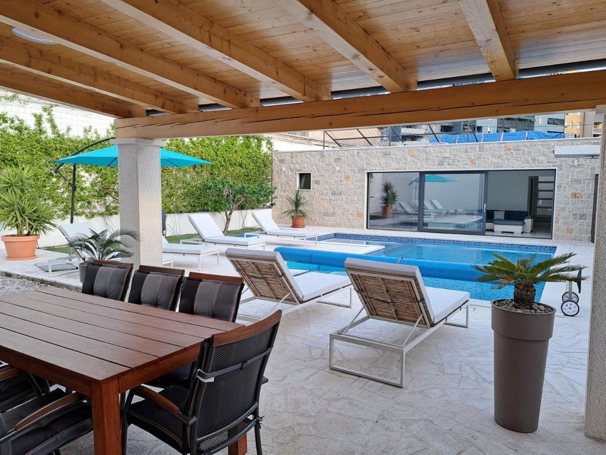 Villa Enjoy Lux In Split Buitenkant foto